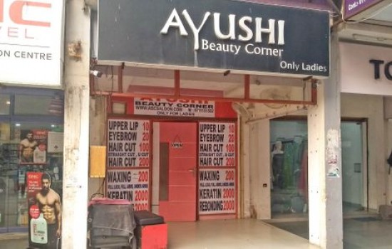 Ayushi beauty parlour