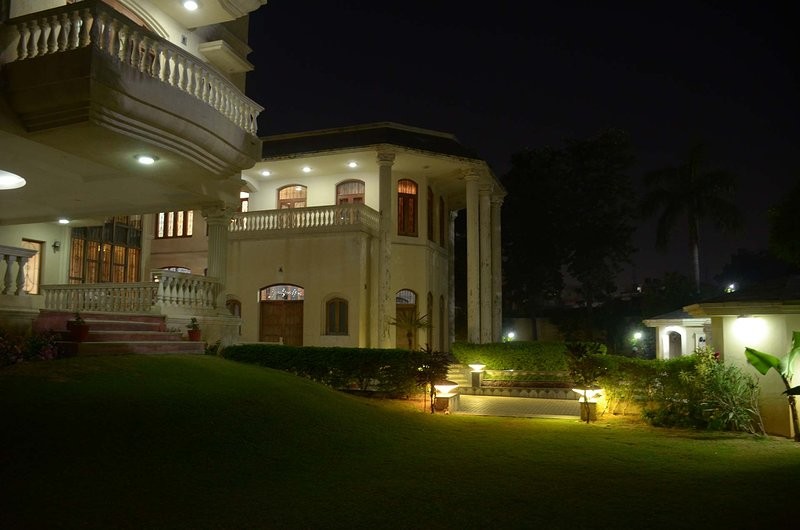 VILLAS KRISHNALAYA MANSION