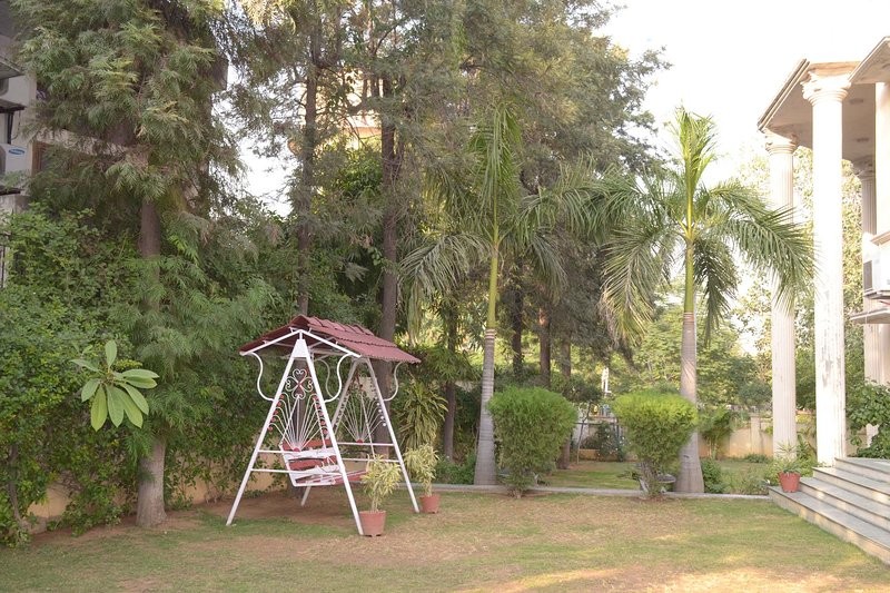 VILLAS KRISHNALAYA MANSION