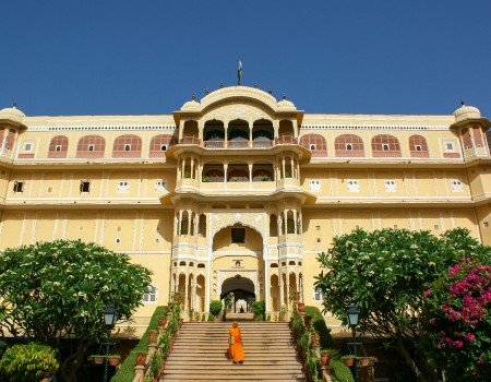 SAMODE PALACE