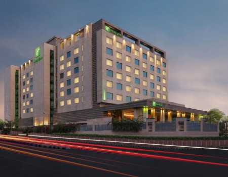 HOLIDAY INN