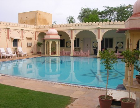 ROHET GARH