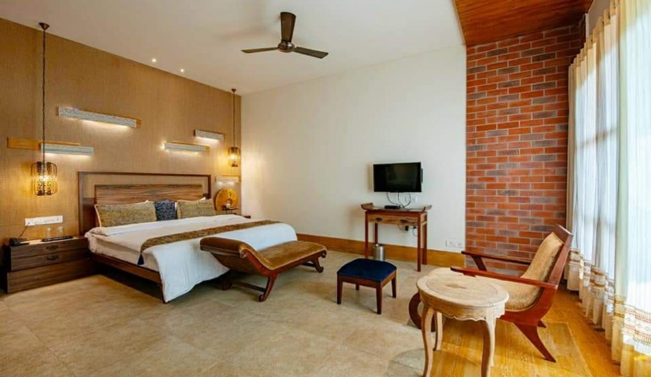 THE FOOTHILLS BOUTIQUE VILLAS