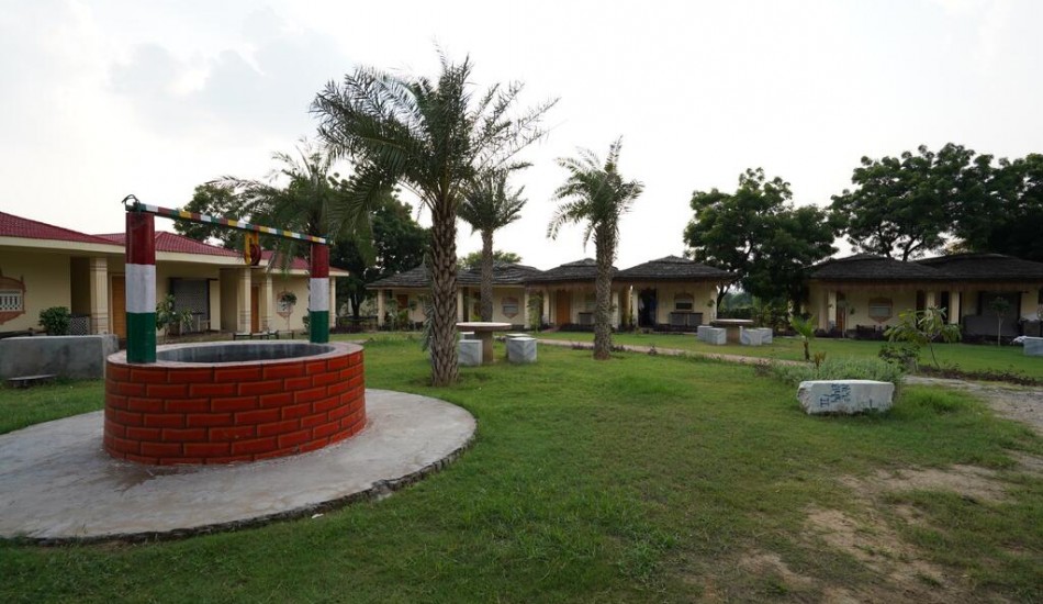 RAJMAHAL RESORT