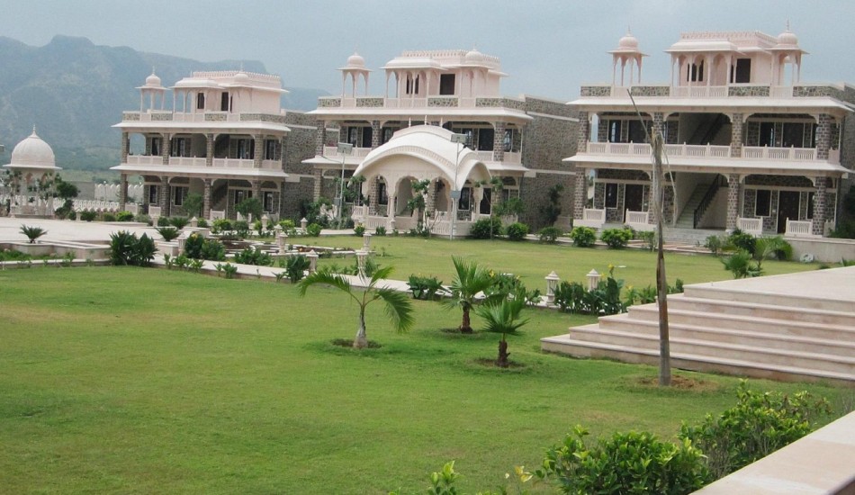 BHANWAR SINGH PALACE