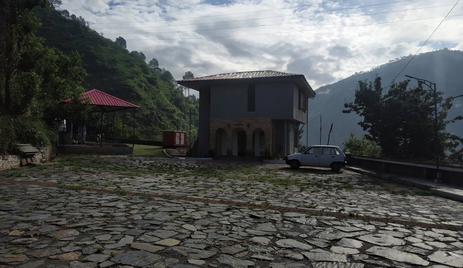 BANJARA MOUNTAIN RETREAT