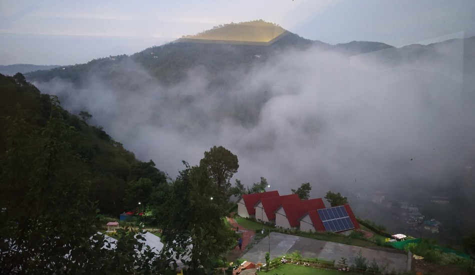 BANJARA MOUNTAIN RETREAT