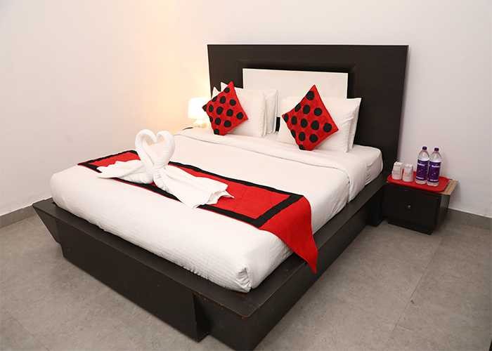 CORBETT HOLIDAY FOREST RESORT