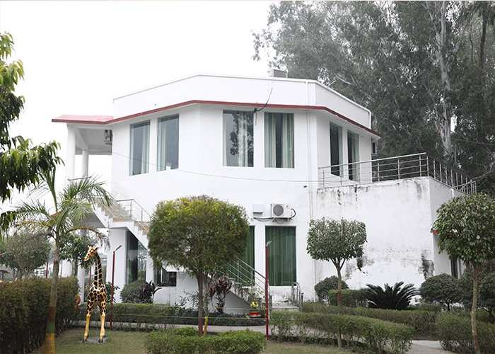 CORBETT HOLIDAY FOREST RESORT
