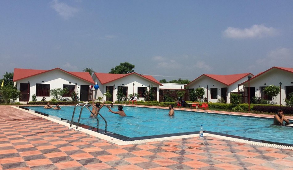CORBETT HOLIDAY FOREST RESORT