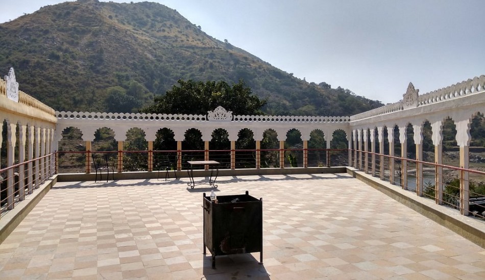 Devi Palace by Peoples Holiday Resorts
