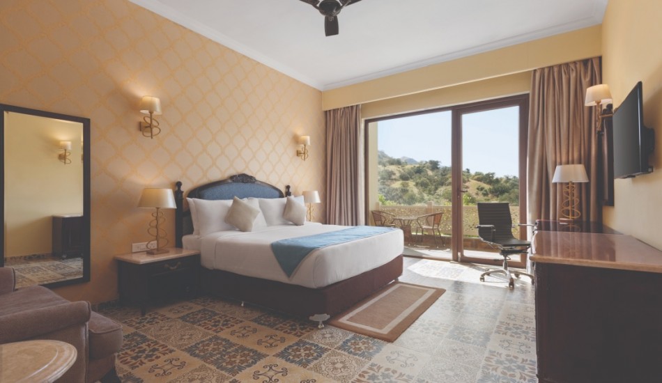 RAAJSA RESORT