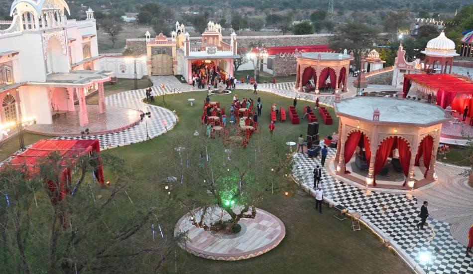 Lohagarh fort resort & spa