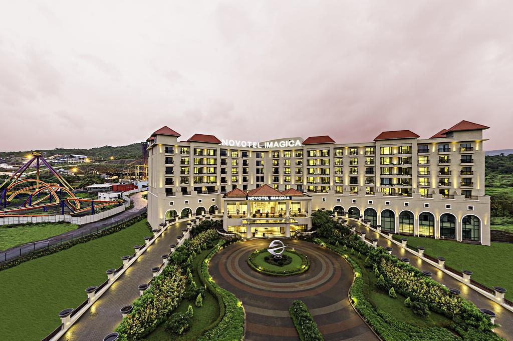 NOVOTEL IMAGICA KHOPOLI