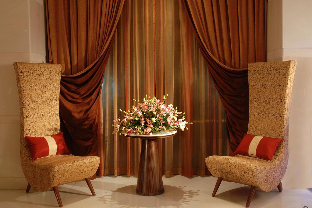 RADISSON