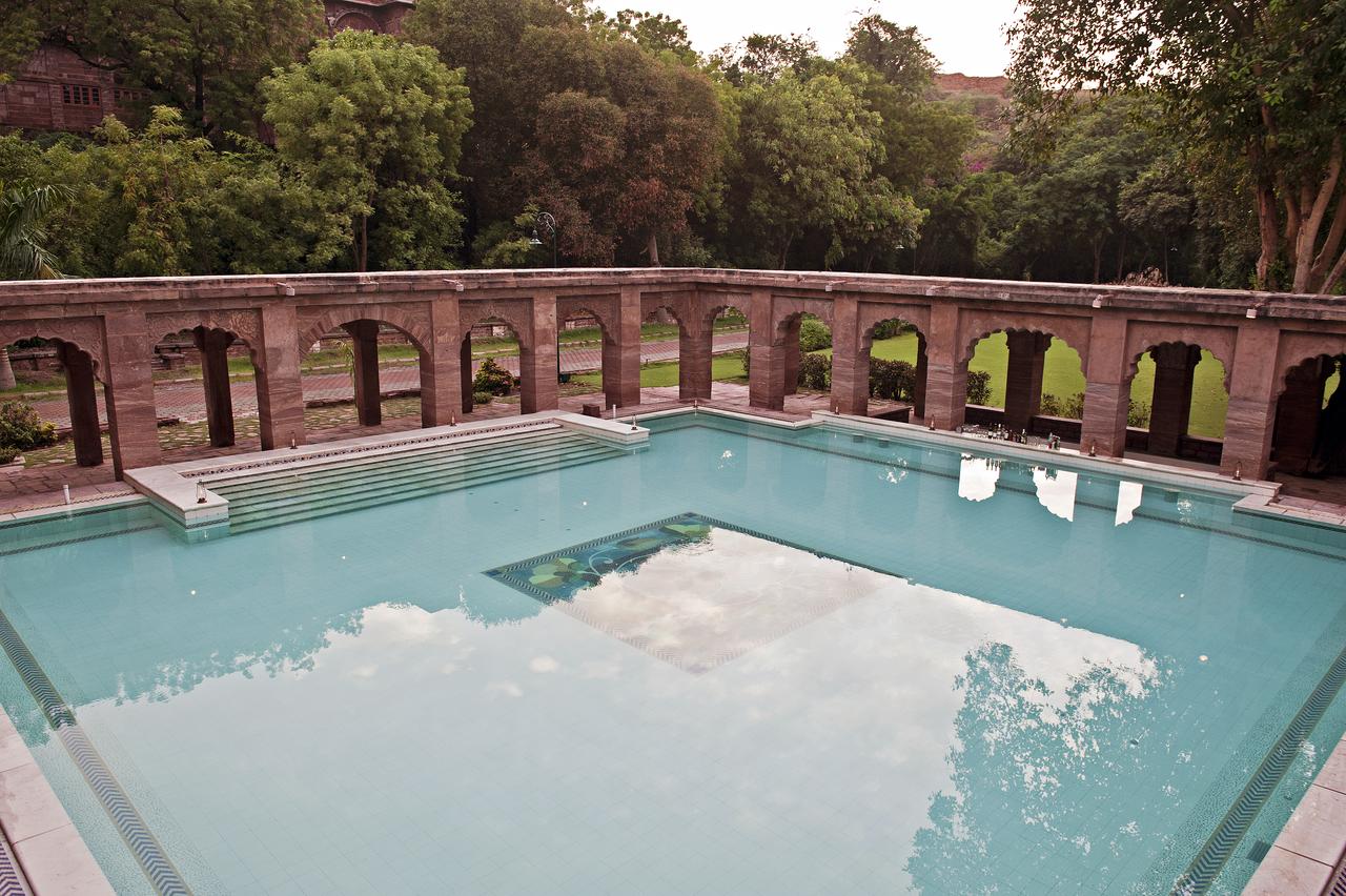 W H BAL SAMAND LAKE PALACE