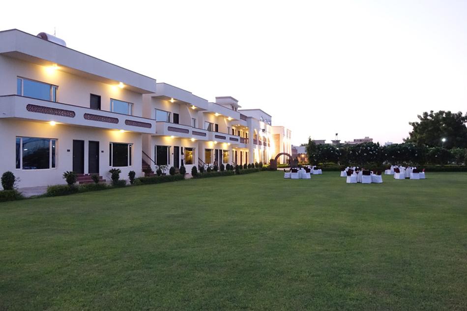 AMARGARH RESORT