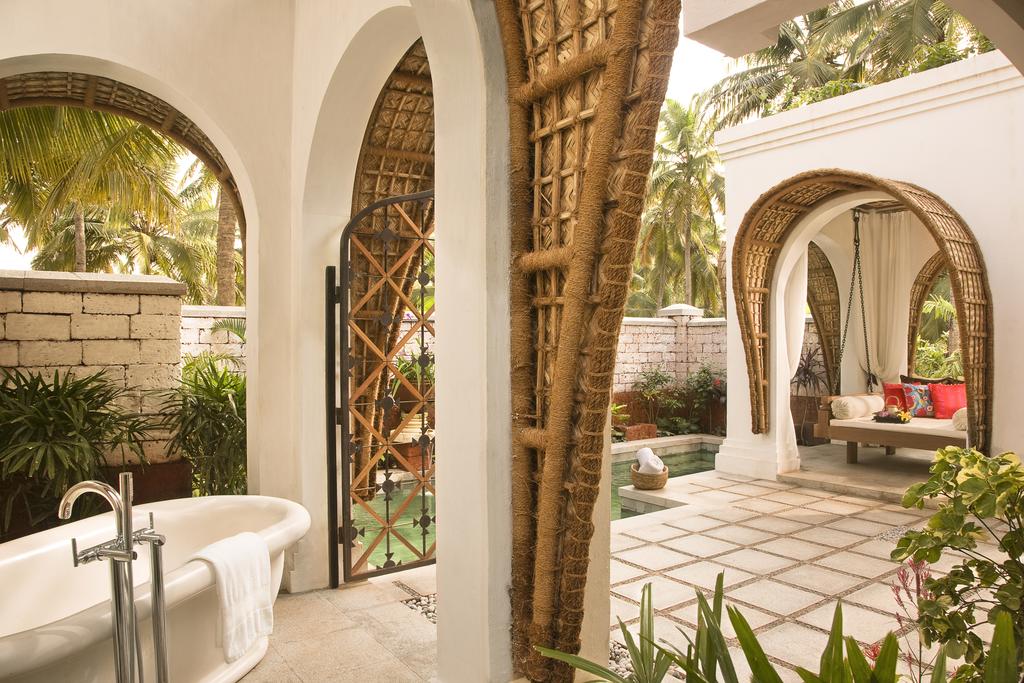 VIVANTA BY TAJ BEKAL