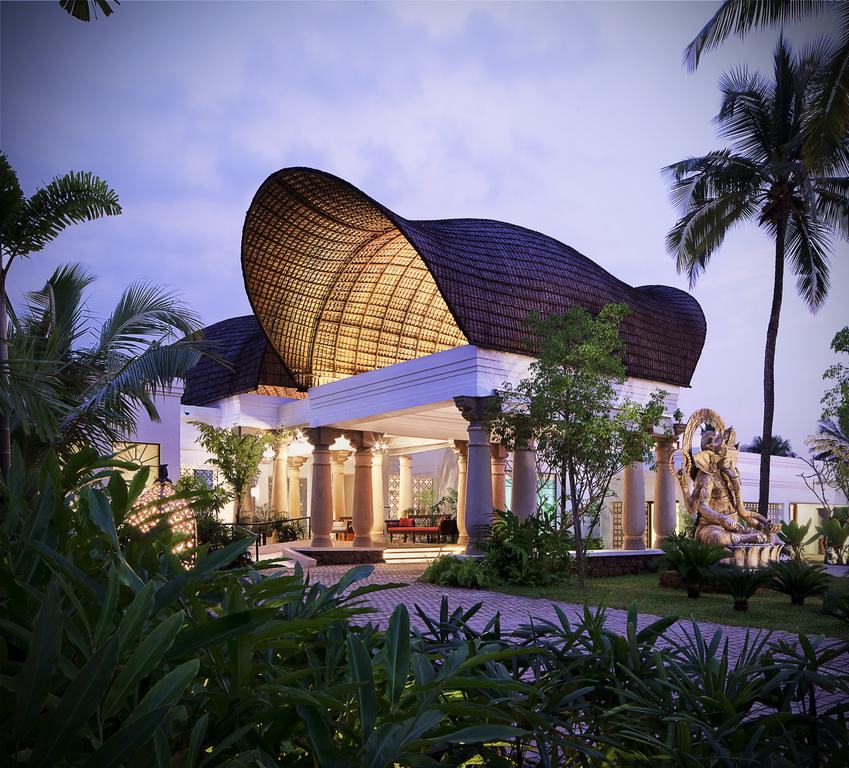 VIVANTA BY TAJ BEKAL