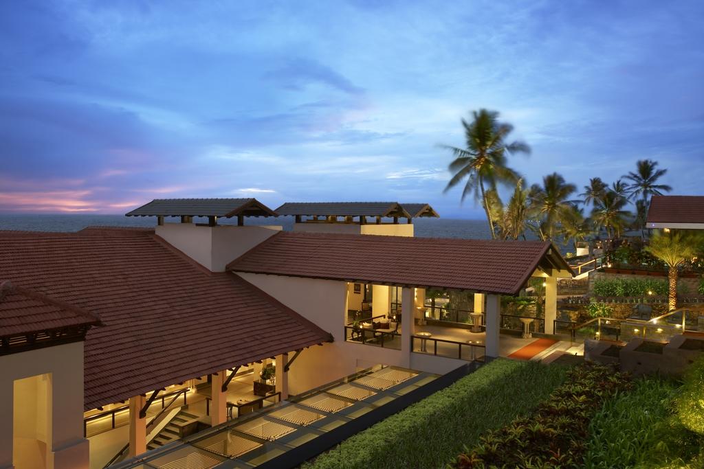 THE RAVIZ KOVALAM