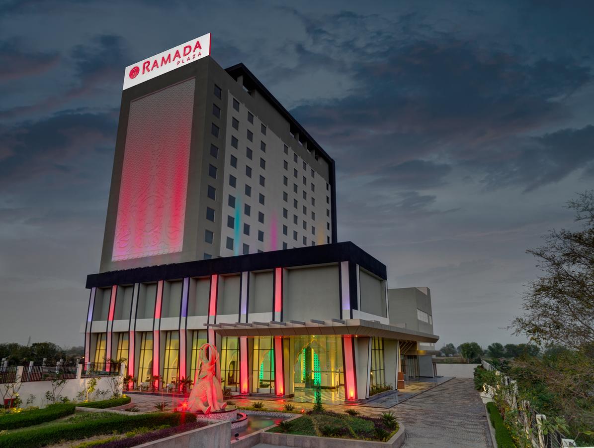 RAMADA PLAZA BY WYNDHAM