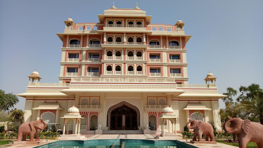 INDANA PALACE