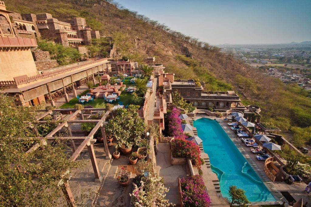 NEEMRANA FORT