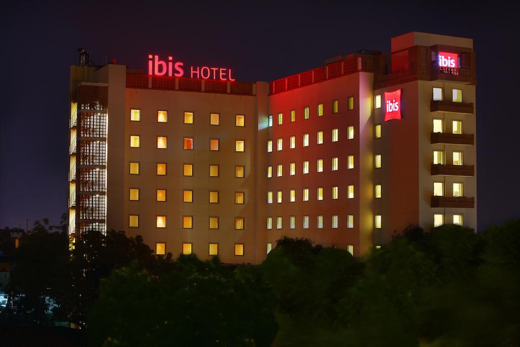 IBIS