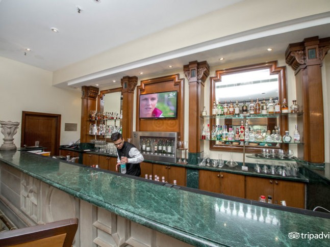 Savannah Bar