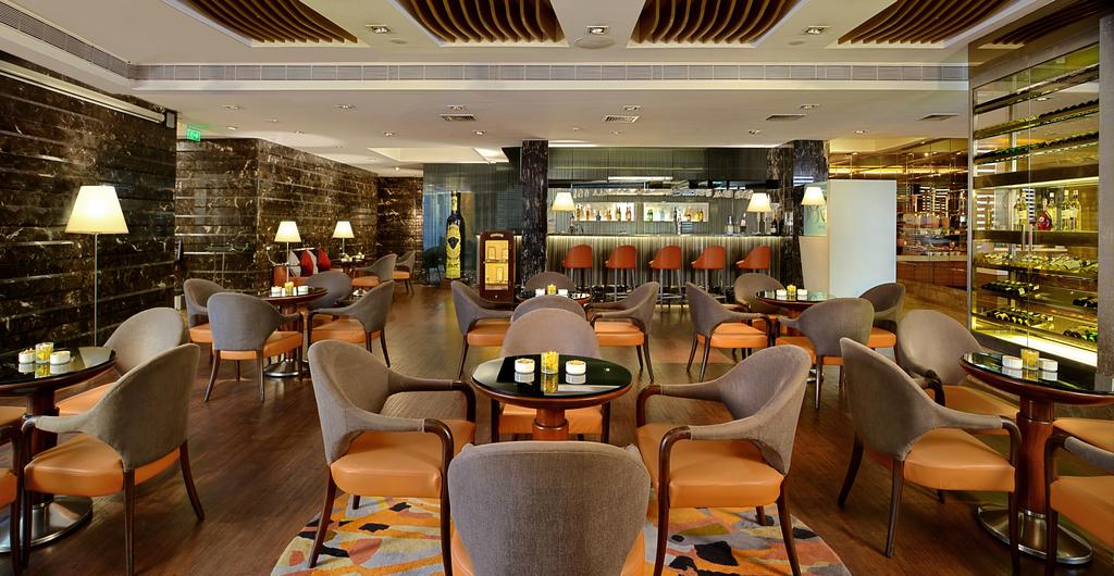 Liquid Lounge