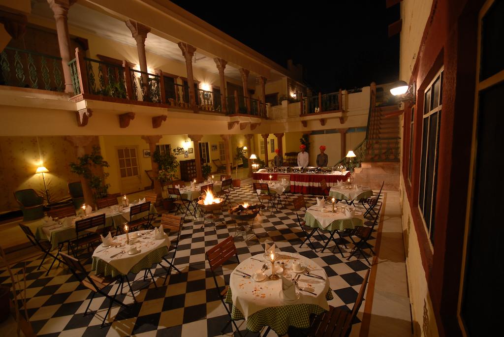Ratan Vilas Restaurant