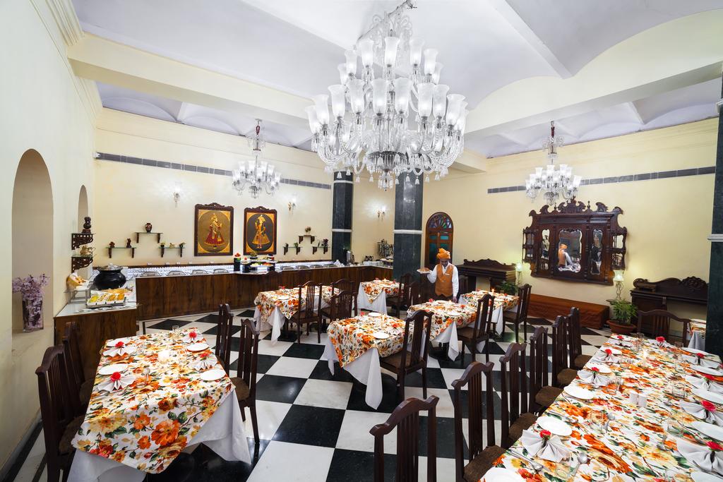 DINE AT SHAHENSHAH