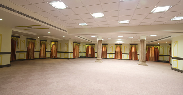 PARK PLAZA