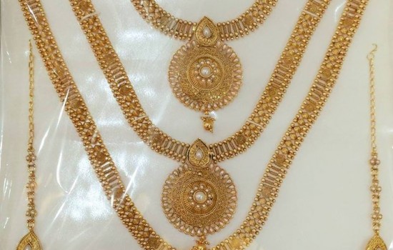 Thasvi Jewellery