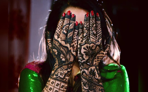 Nida Mehendi Artist