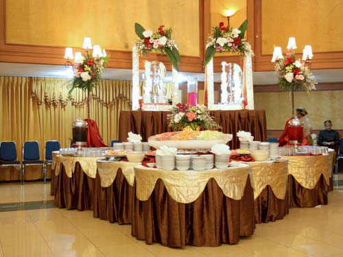 Gala Caterers