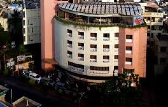 Daspalla Exucative Court