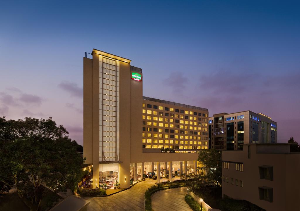 COURTYARD BY MARRIOTT