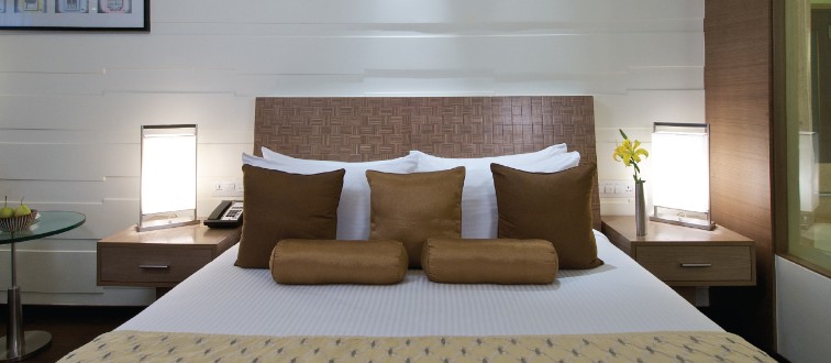 Deluxe Room City View Queen Bed