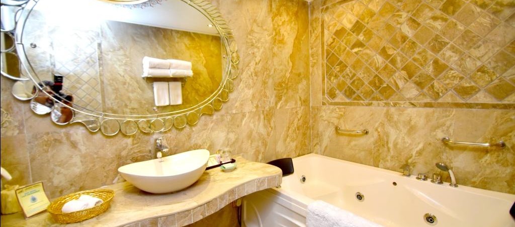 Haveli Suite