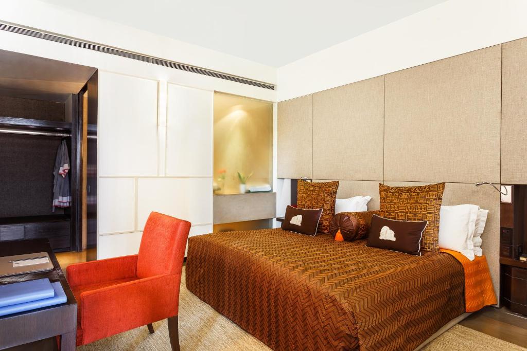 Lodhi Suite with complimentary airport transfers