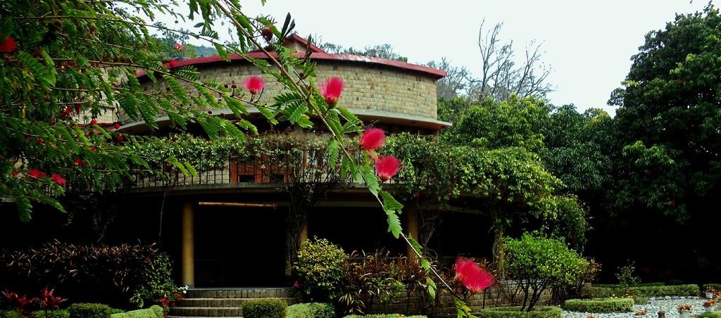TAJ VIEW DELUXE ROOMS