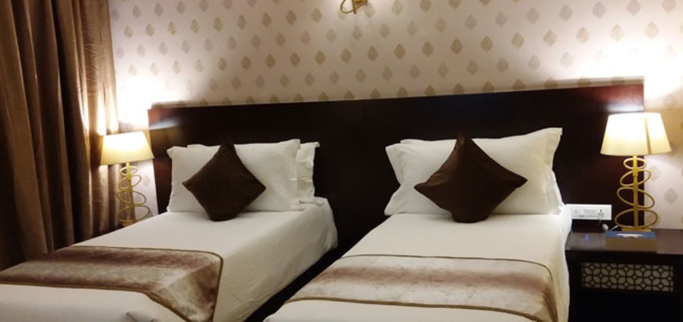 Semi Suite