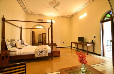LUXURY ROOMS