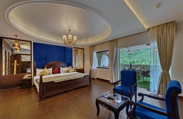 Maharaja Suite