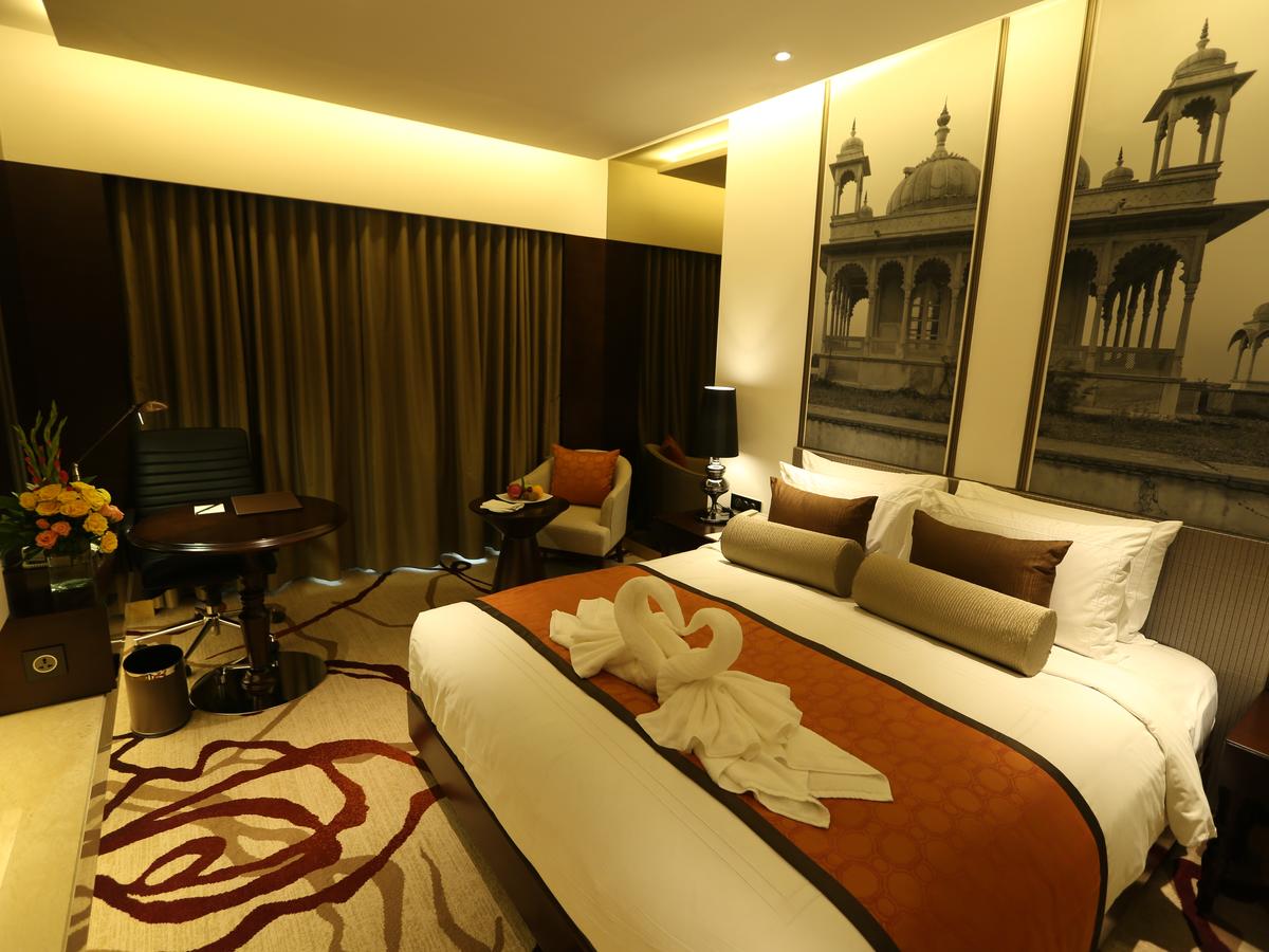 Premium King Room