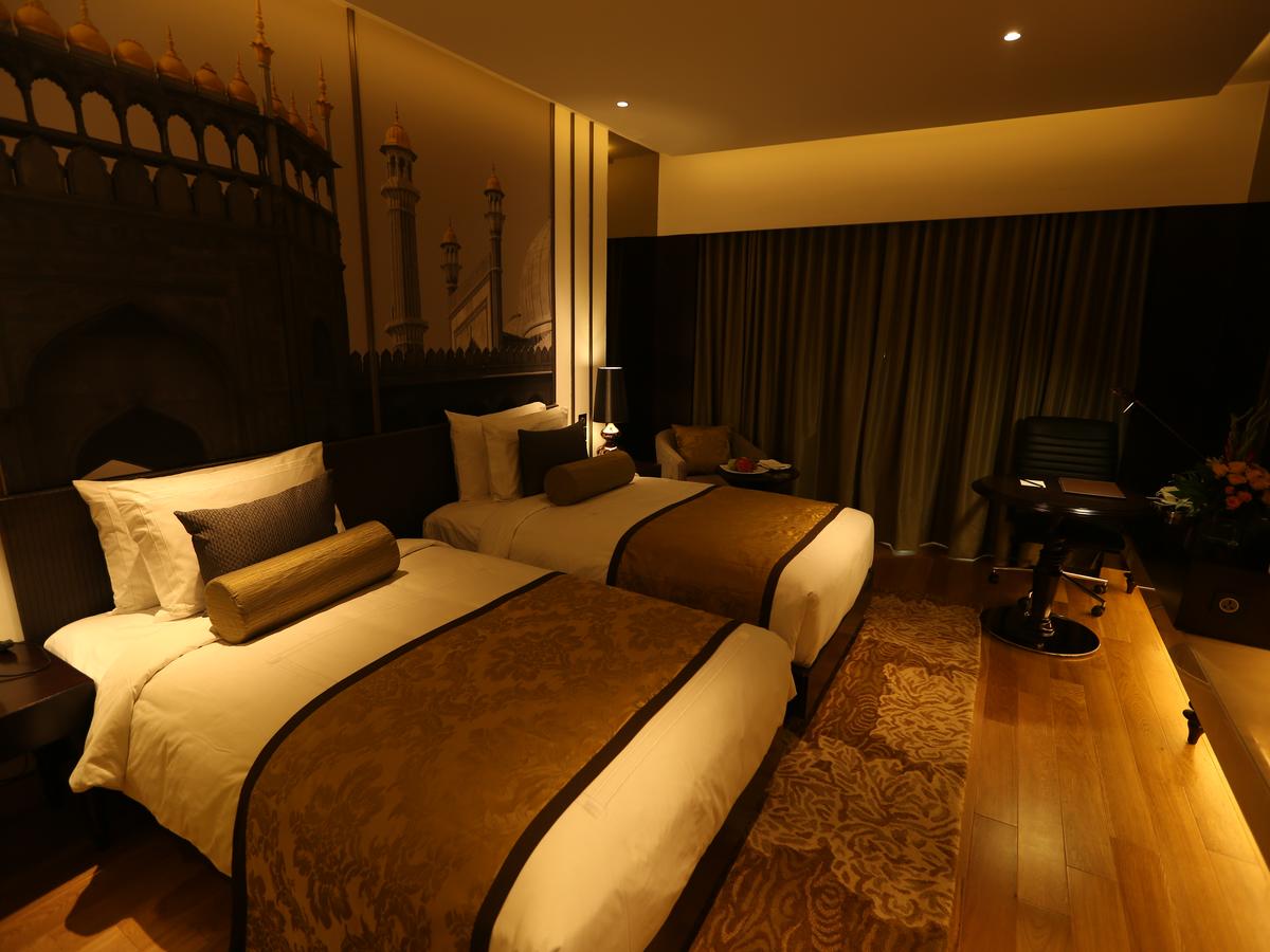 Premium King Room