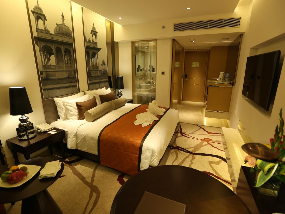 Premium King Room