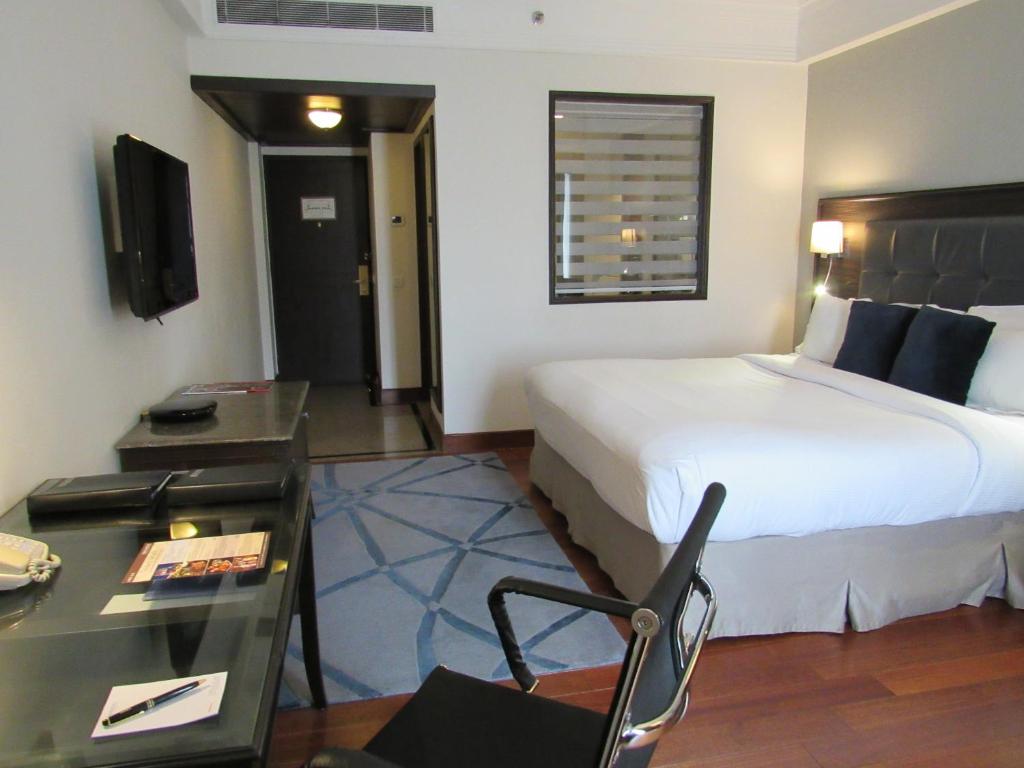 Executive Room