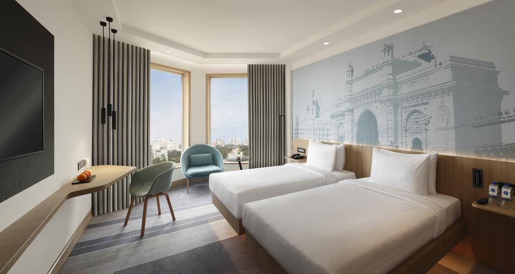 Superior Twin Room with City View